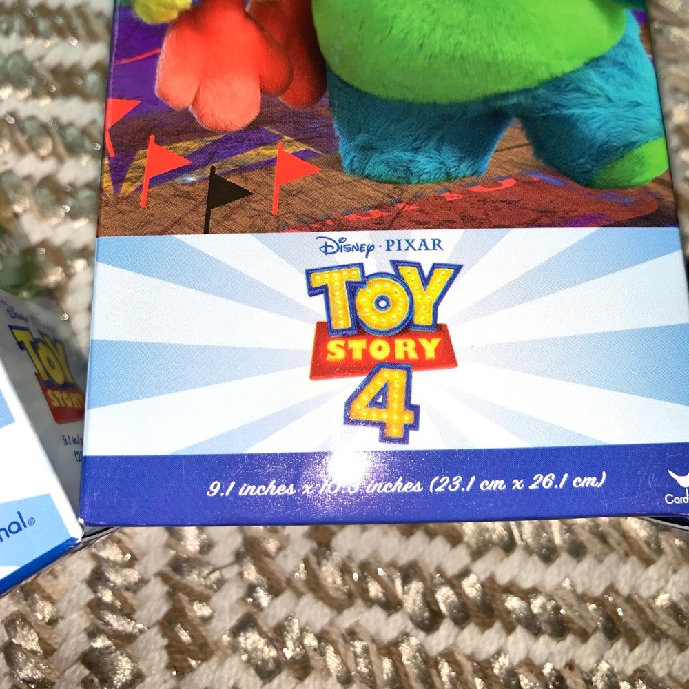 3 Disney Pixar Puzzles - Picture 3 of 4